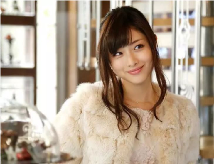 石原里美新剧揭秘，小巷深处的独特风情
